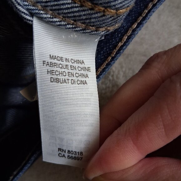 Lucky Brand Women's Size Large Tomboy Trucker Medium Wash Denim Jacket - Picture 9 of 16